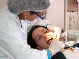 Kosten Zahnersatz Zahnimplantat Zahnkrone